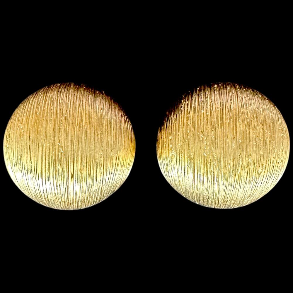 Vintage Erwin Pearl Gold-Tone Textured Clip-On Earrings